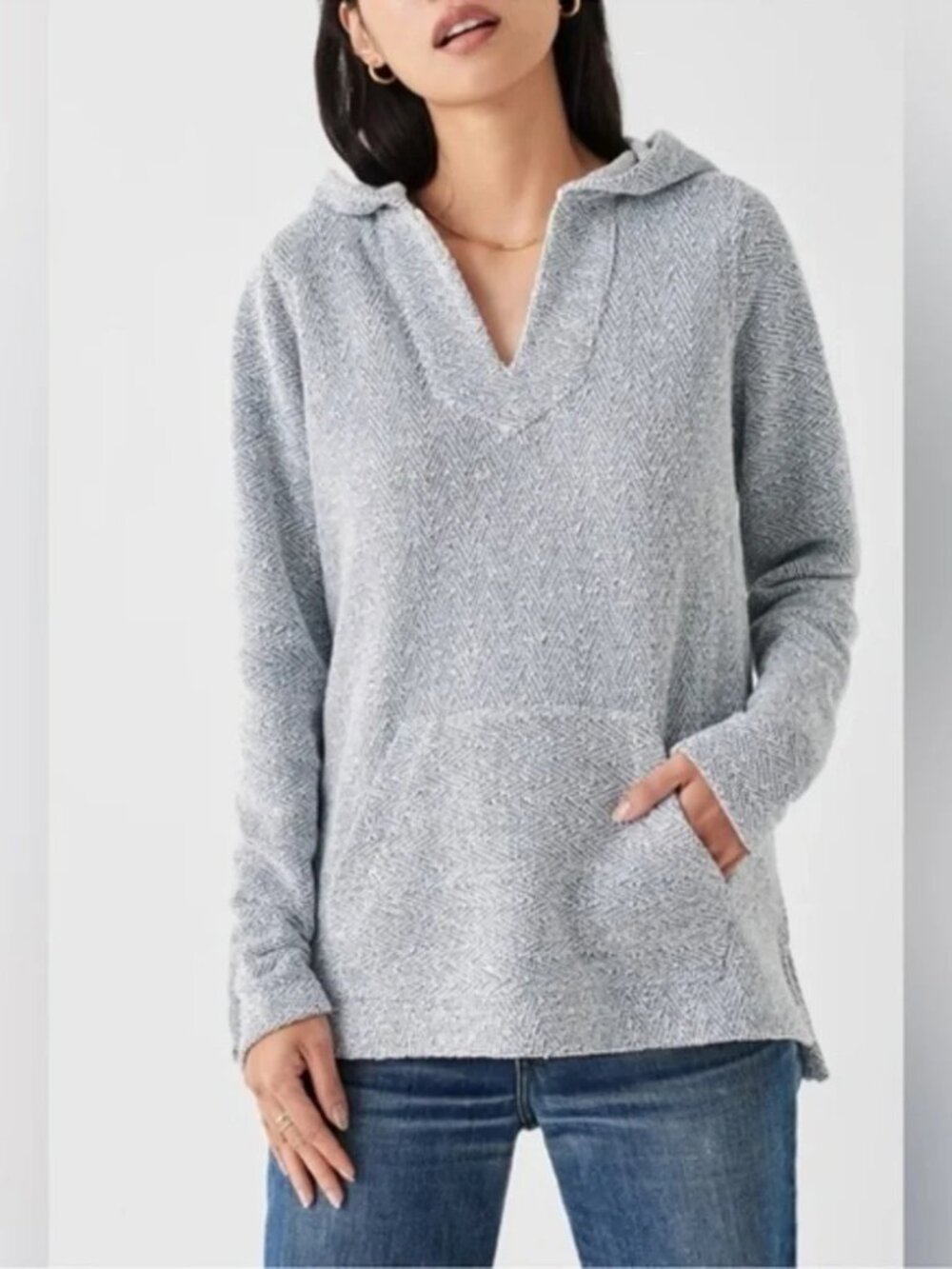 Faherty Women’s Blue Whitewater V-Neck Hoodie Size XS